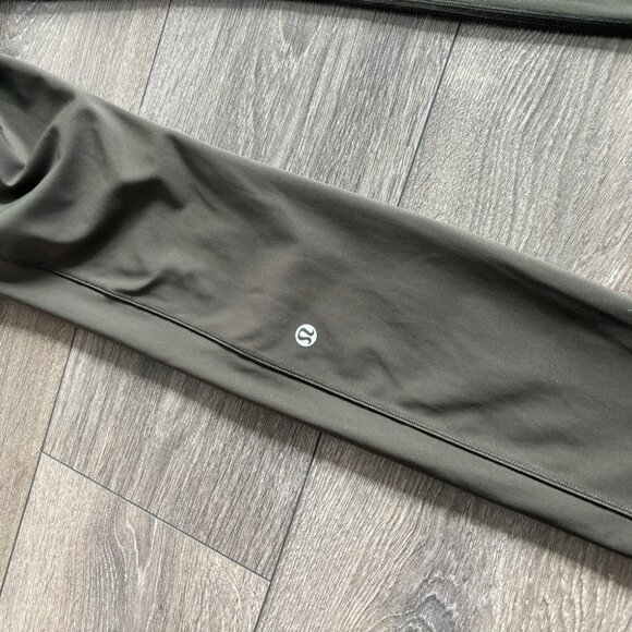 Lululemon Speed Up Tight *Full-On Luxtreme 28" - Picture 7 of 13